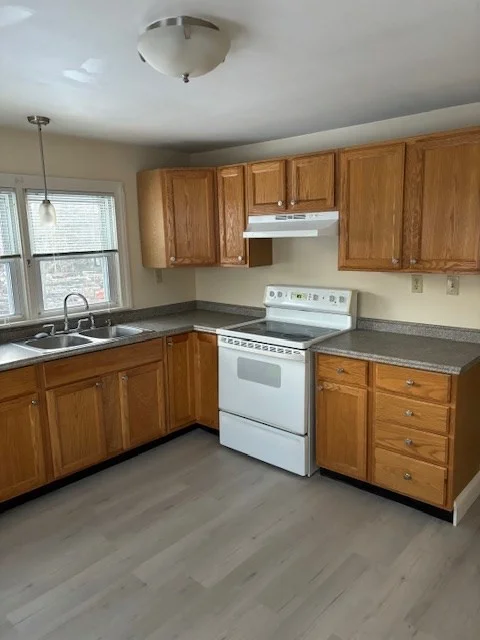 29 Roosevelt Ave, Leominster