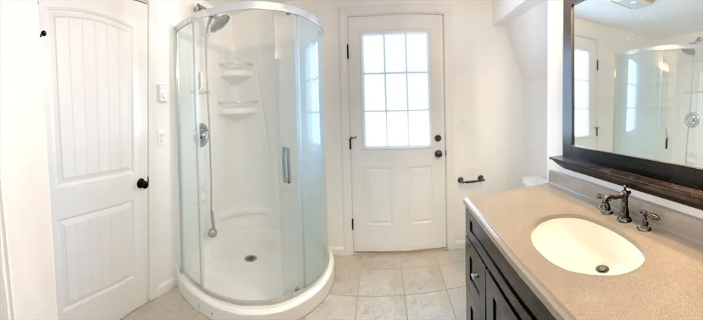2 Wildflower Ln, Wayland