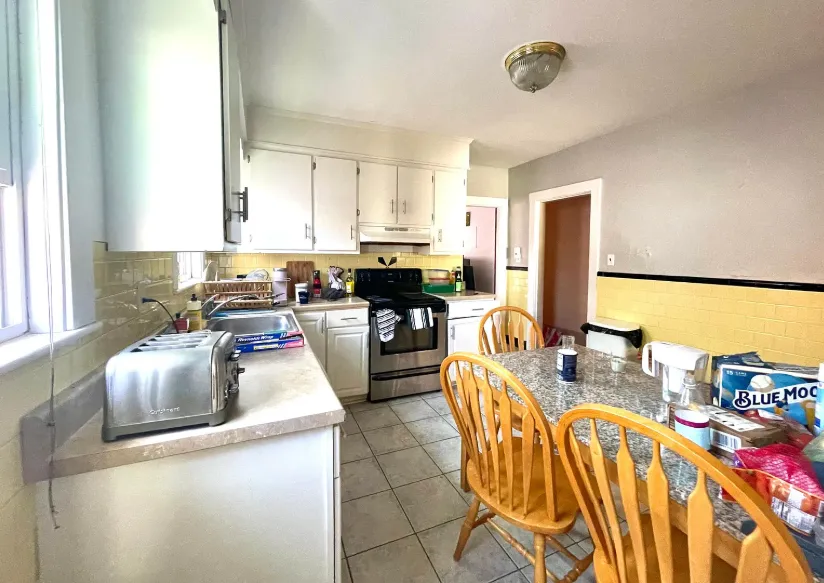 65 Frederick Ave, South Medford