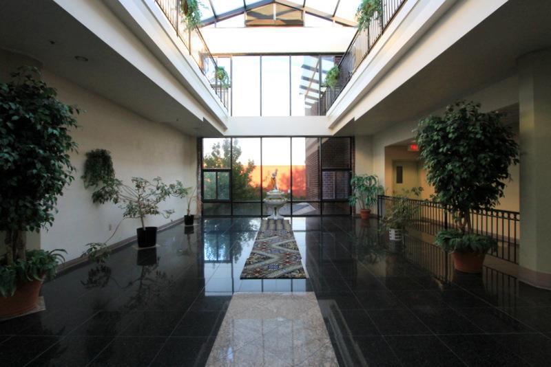 373 Highland Ave, Powder House Square