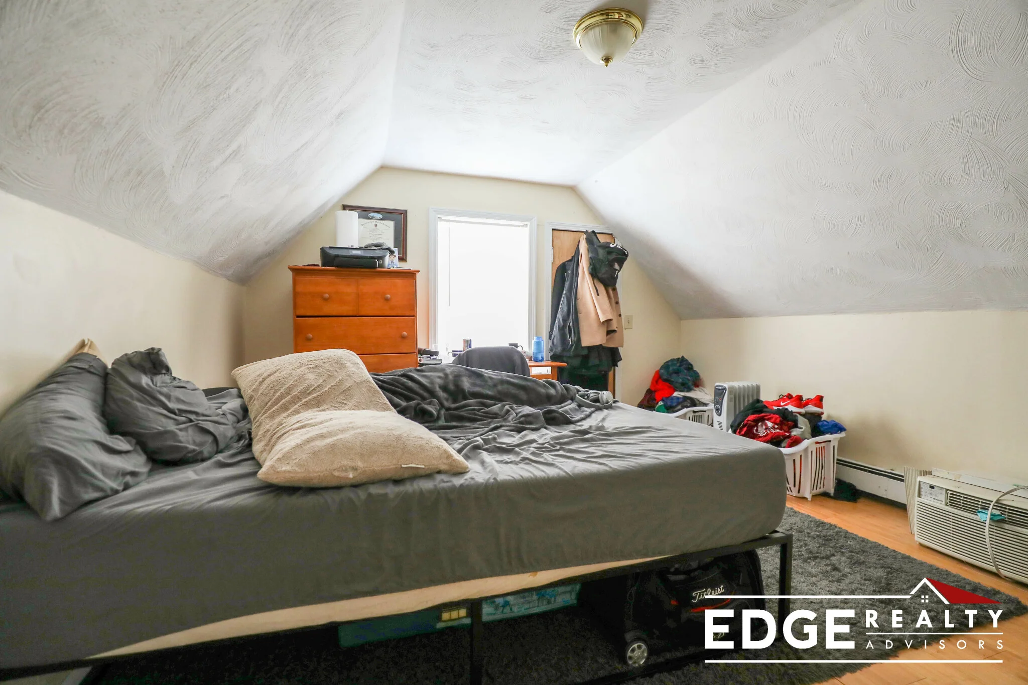 36 Pratt St, Allston