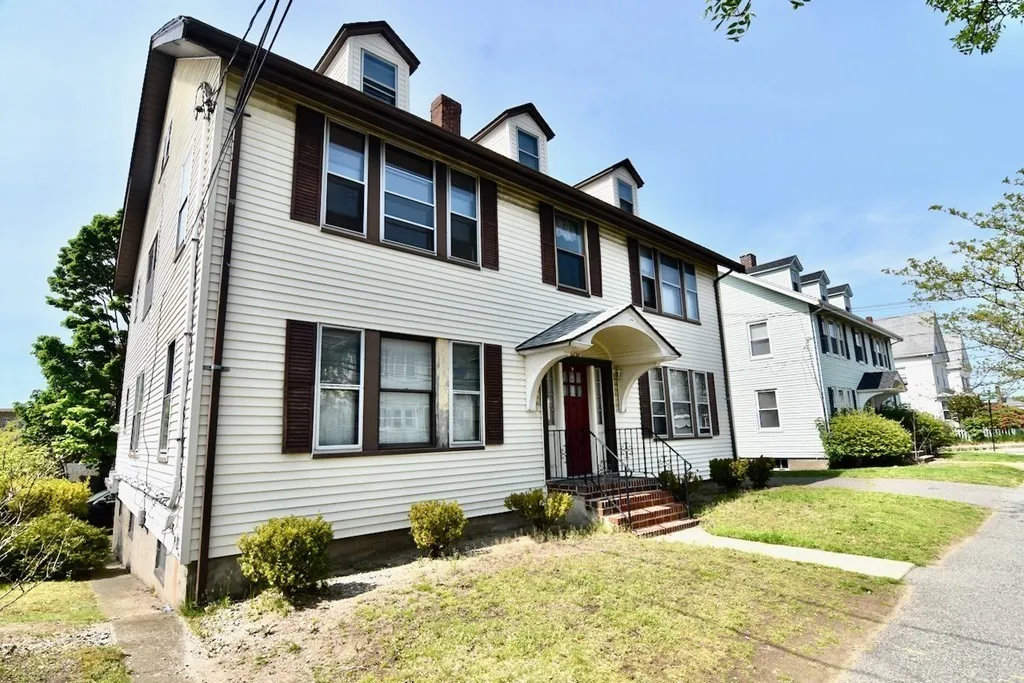 20 Hollis St, Wollaston