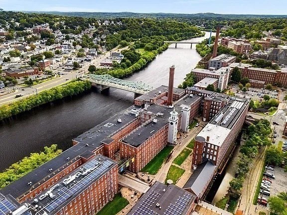 130 John St, Downtown