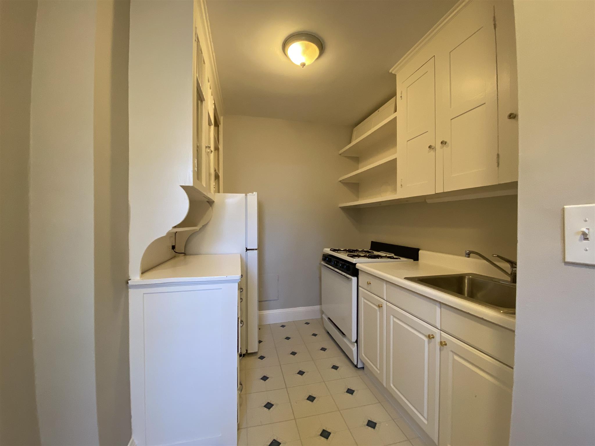 119 College Ave, Powder House Square