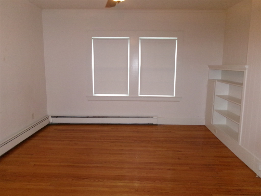 58 Bancroft Park, Hopedale