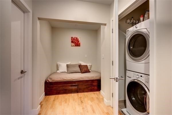 100 Station Landing, Medford