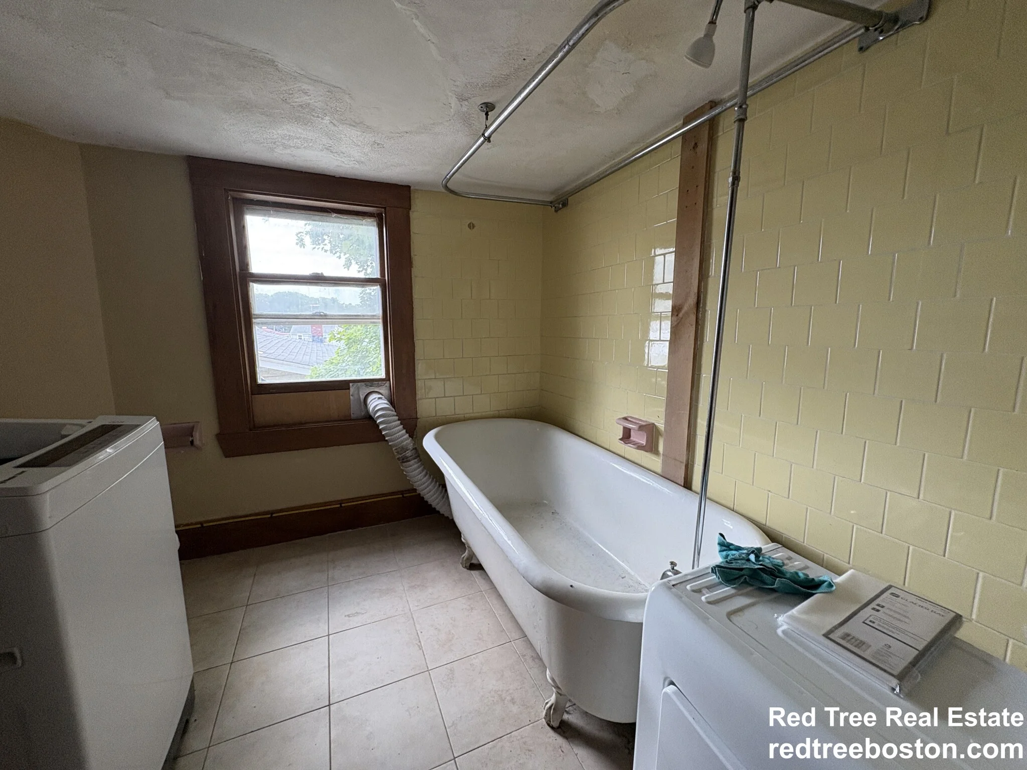 28 Woodward St, Newton Highlands