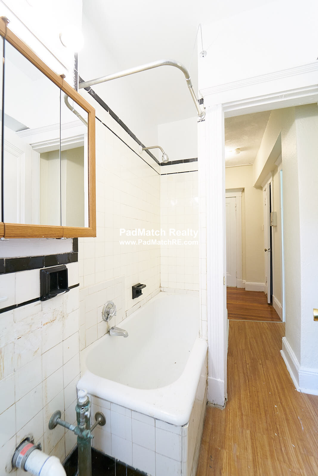 1810 Commonwealth Ave, Brighton