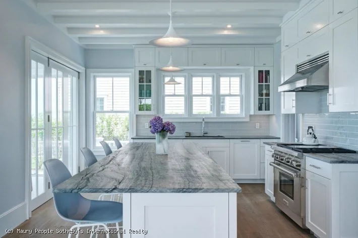 34 Western Ave, Surfside