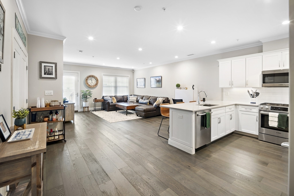 175 North Ave, Wakefield