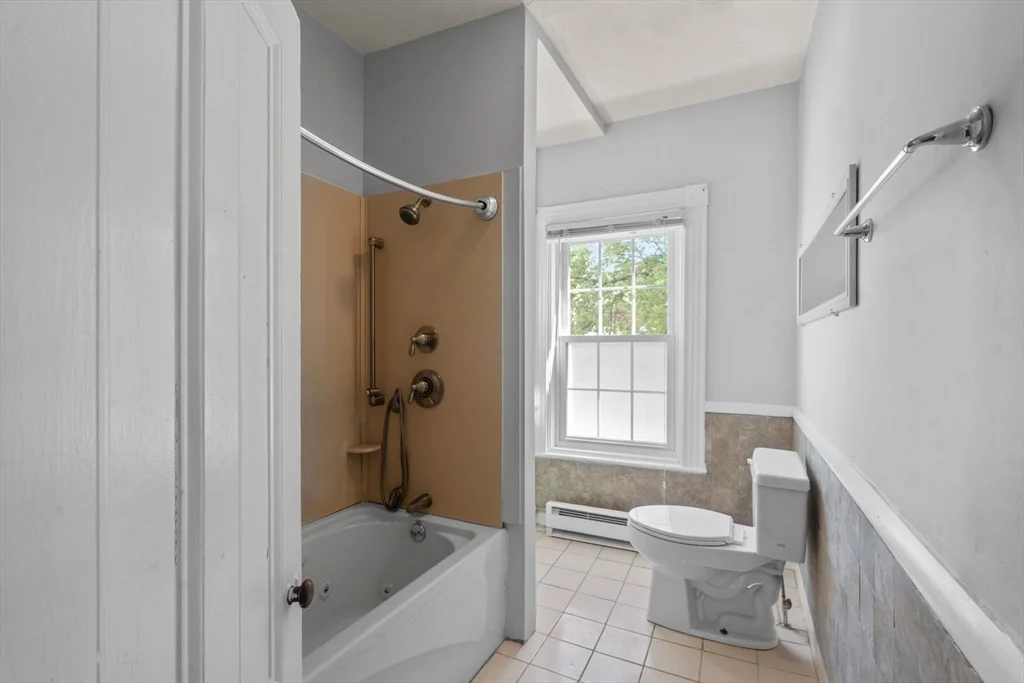 101 Mount Pleasant Ave, Roxbury