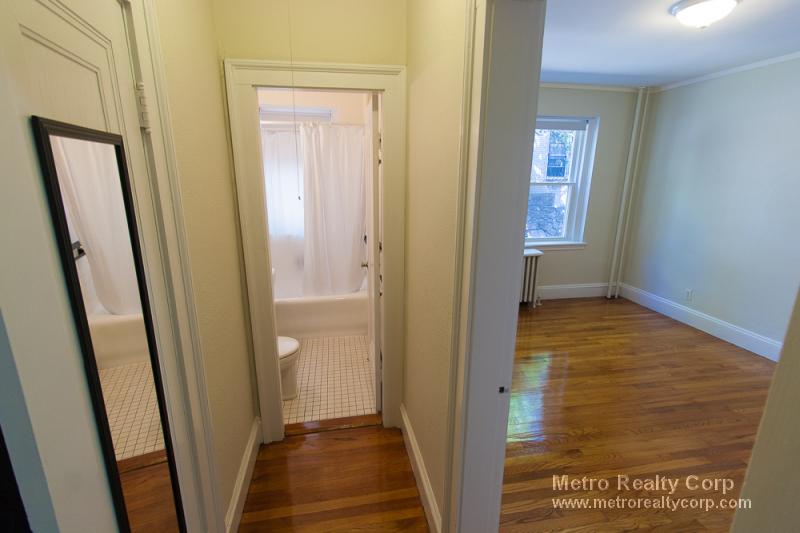 85 Strathmore, Brighton