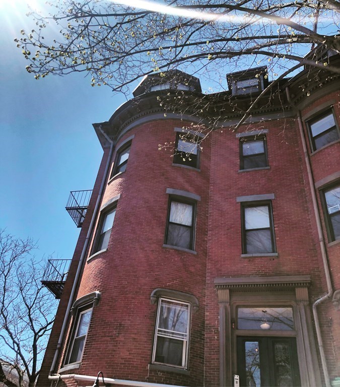 41 Worcester Sq, South End