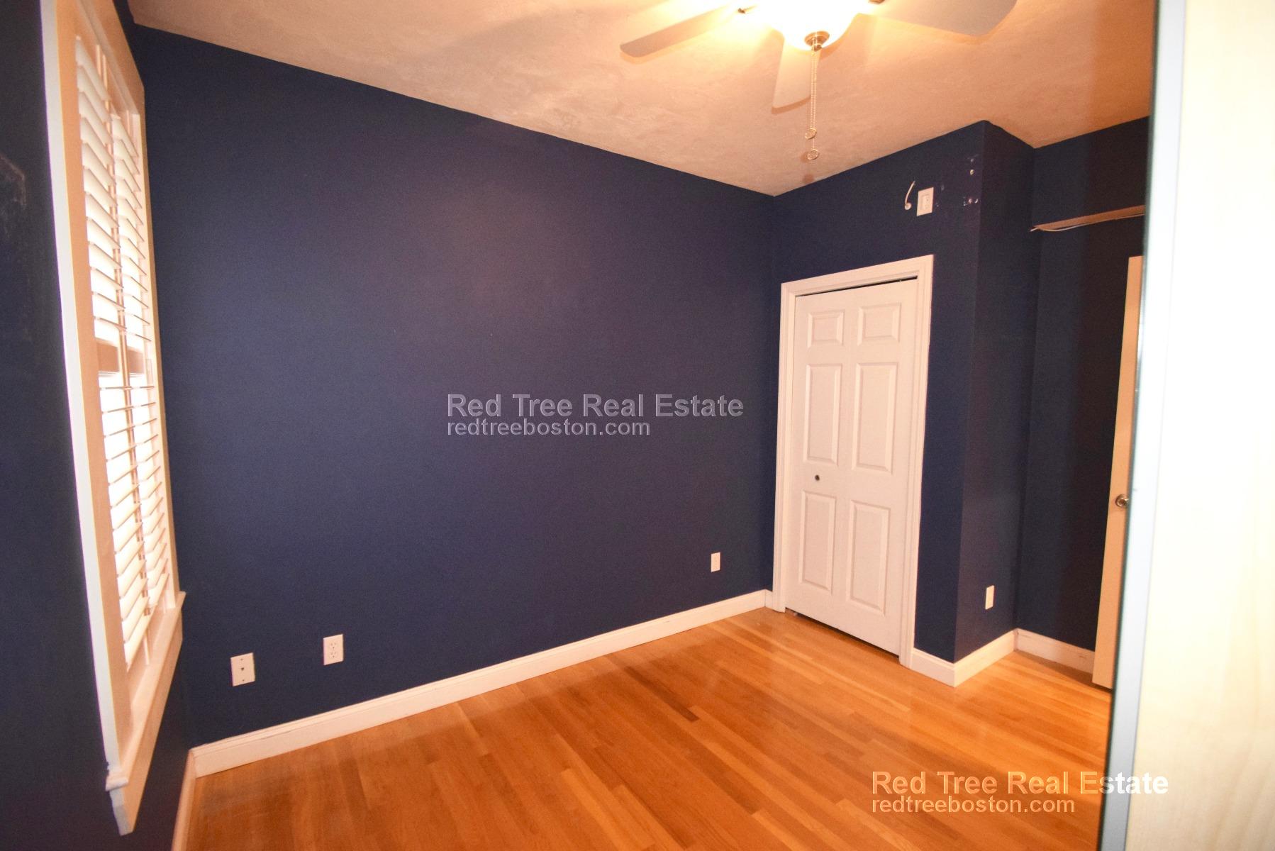 172 Cottage St, East Boston