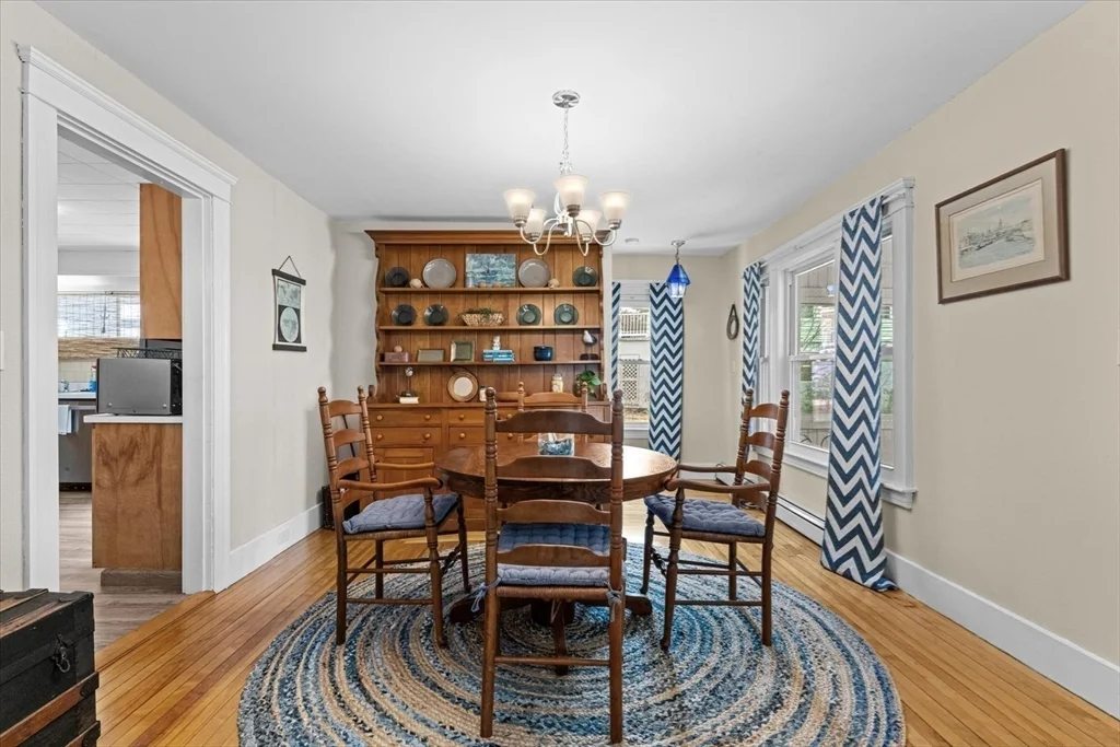 6 Davis Way, Worcester