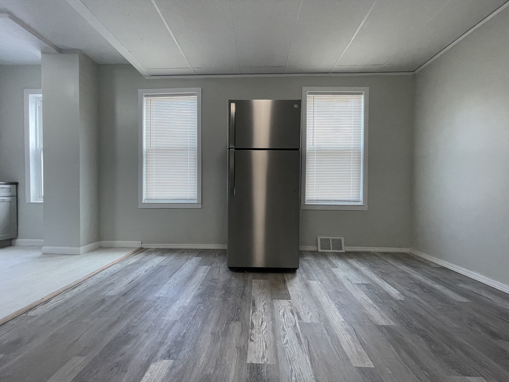 22 Douglas St, Worcester