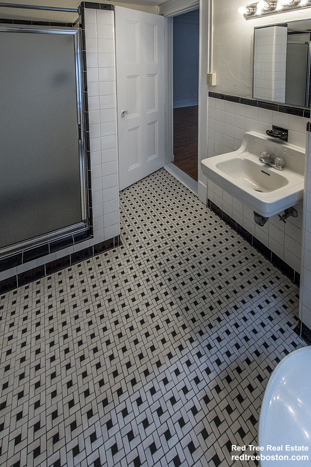 62 Boylston St, Midtown