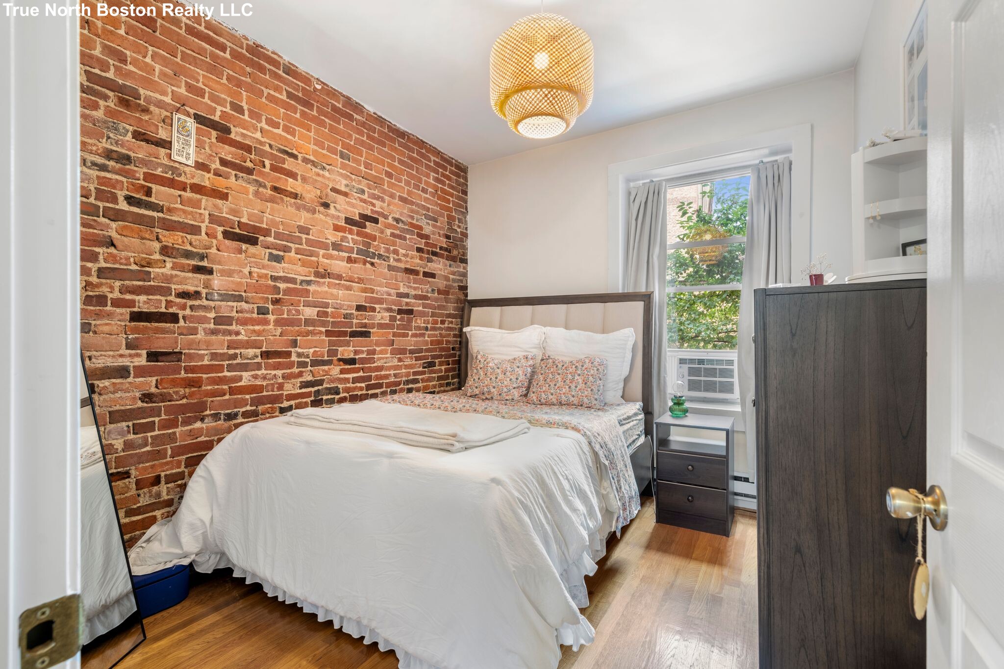 11 Unity St, North End