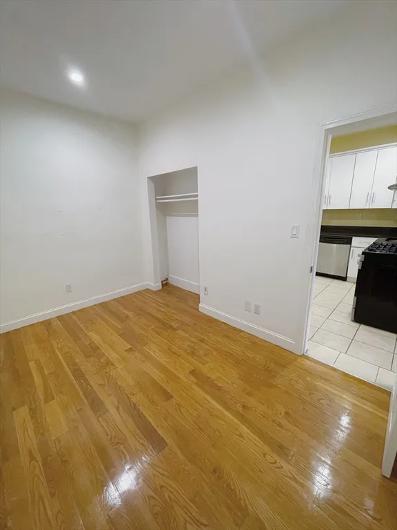 63 Middle St, South Boston