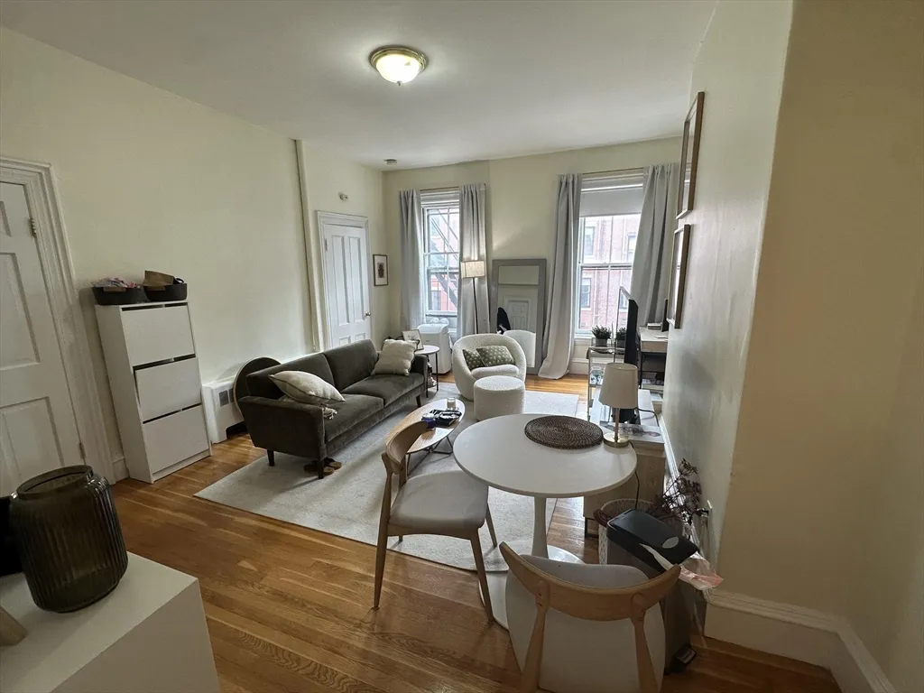 300 Marlborough St, Back Bay