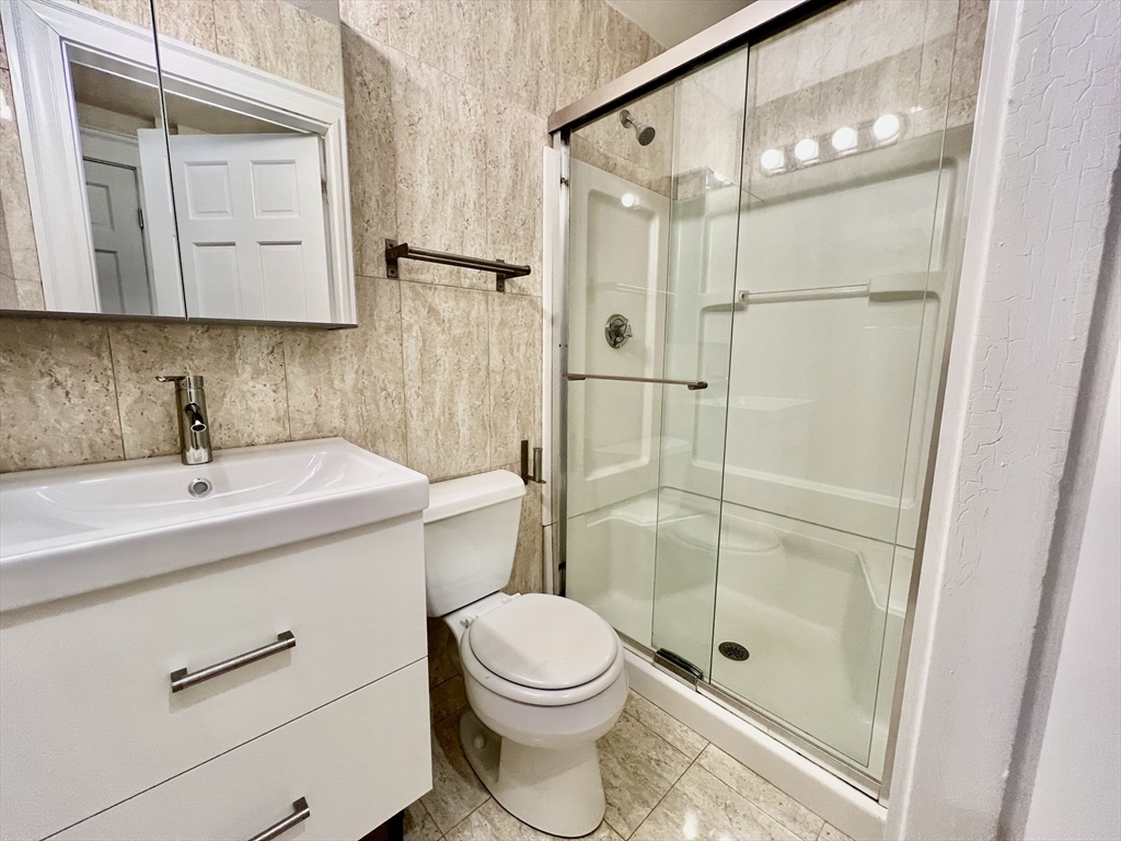 69 Babcock St, North Brookline