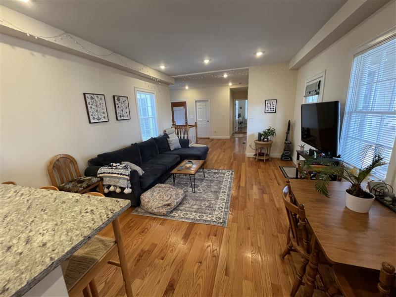 14 Flint St, East Somerville