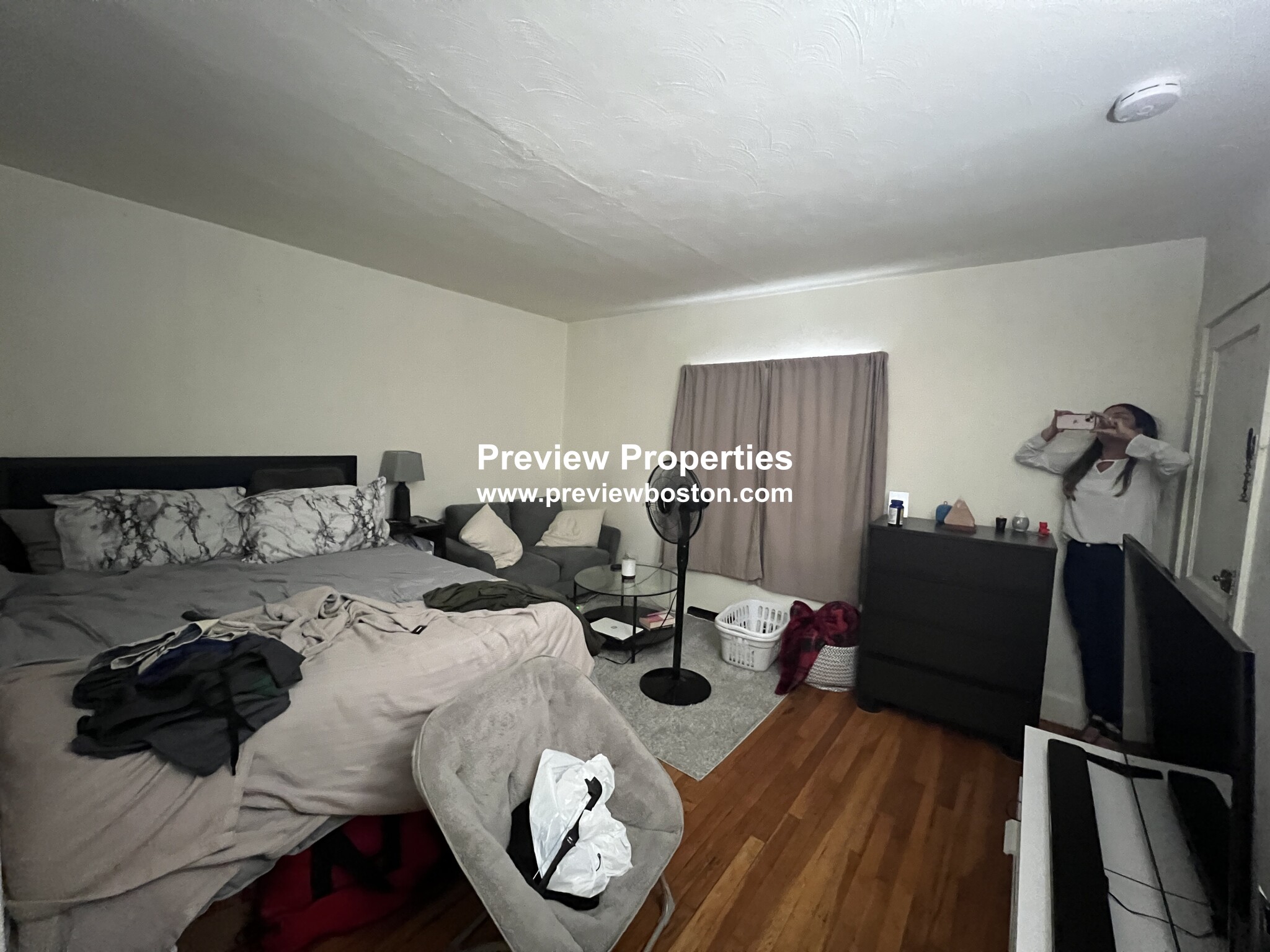 24 Brock St, Oak Square