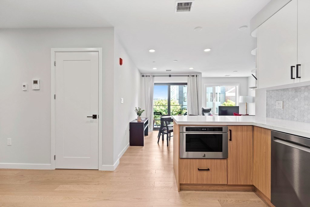 457 W Broadway, South Boston