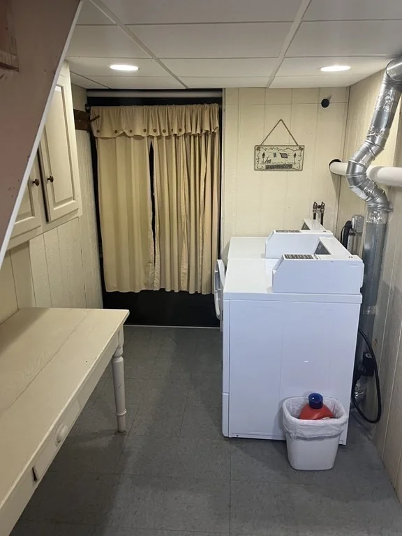 290 Adams St, Abington