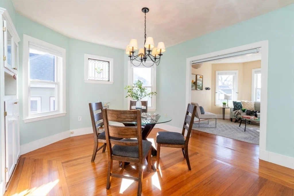 23 Wenham St, Jamaica Plain
