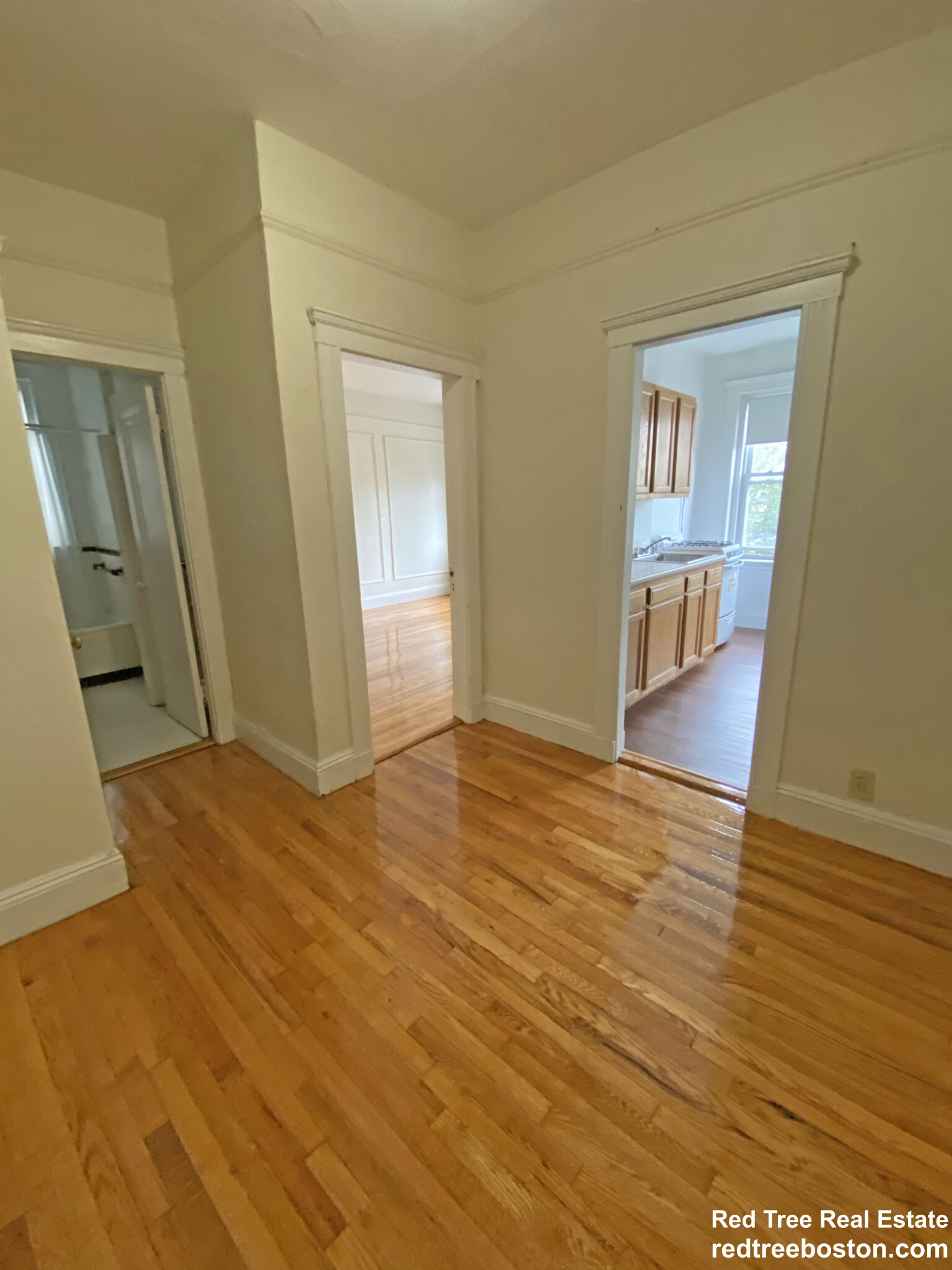 1687 Commonwealth Ave, Brighton