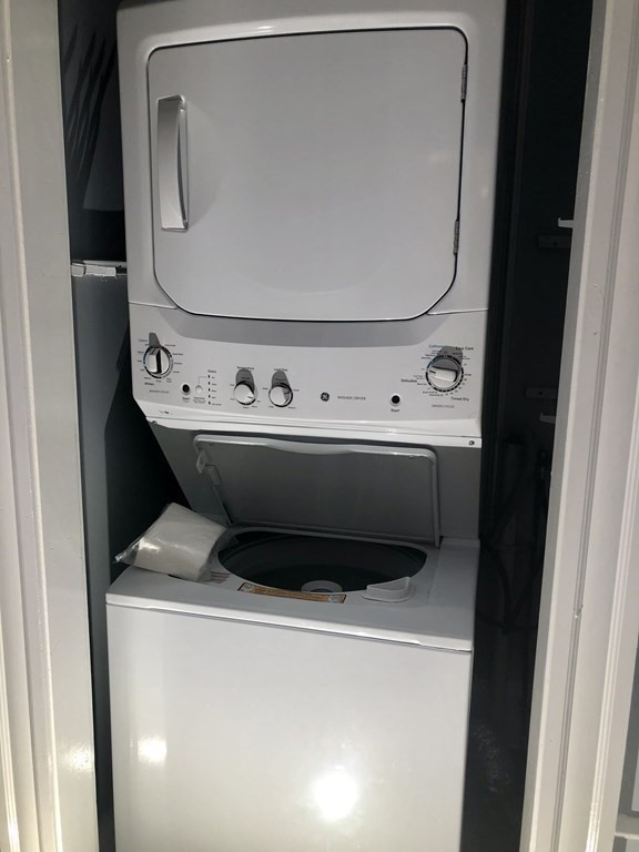 15 Braemore Rd, Brighton