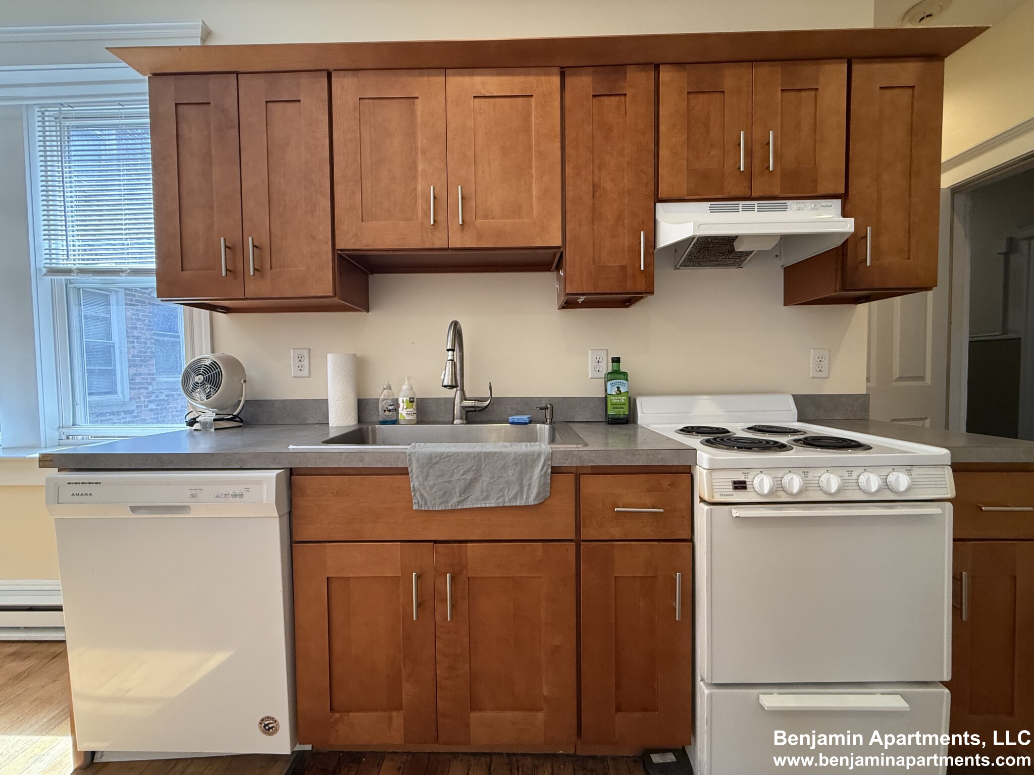 883 Huntington Ave, Mission Hill