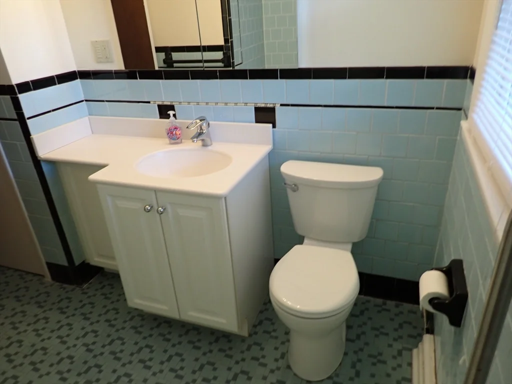 131 Jarvis Circle, Needham