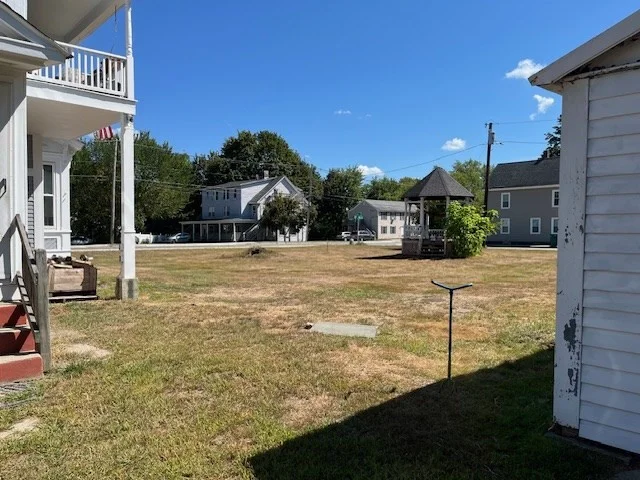 41 E Main St, Ayer