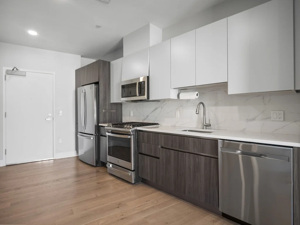 9 Central St, Spring Hill