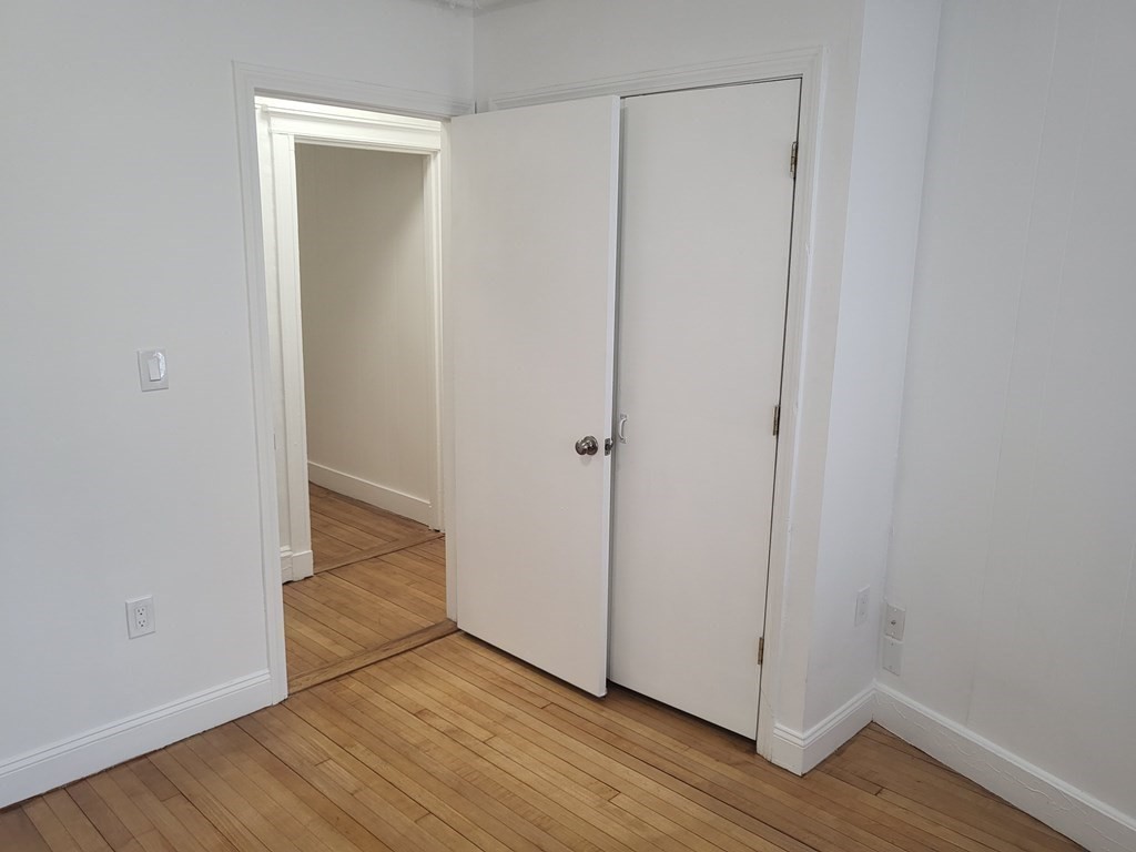 16 Westland Ave, Fenway