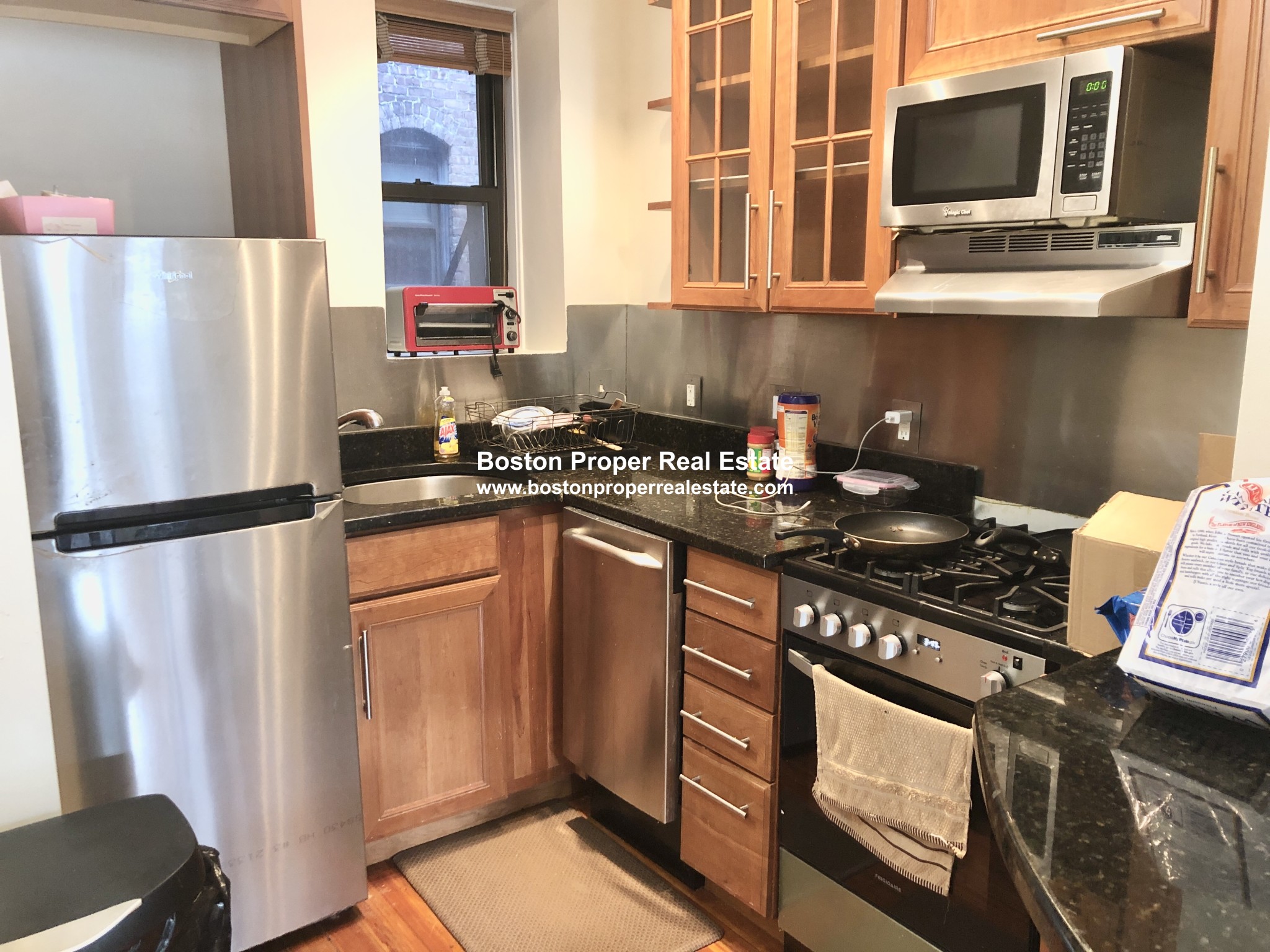 75 Burbank St, Fenway