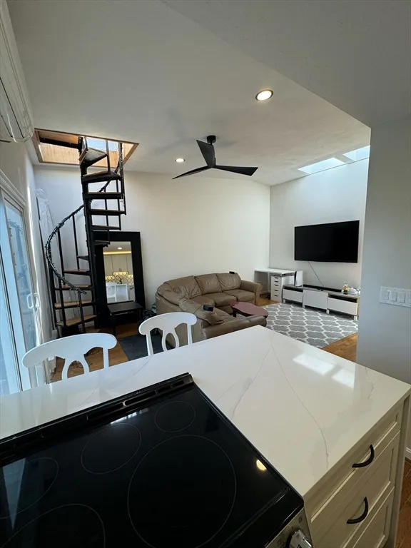 608 Dorchester Ave, South Boston