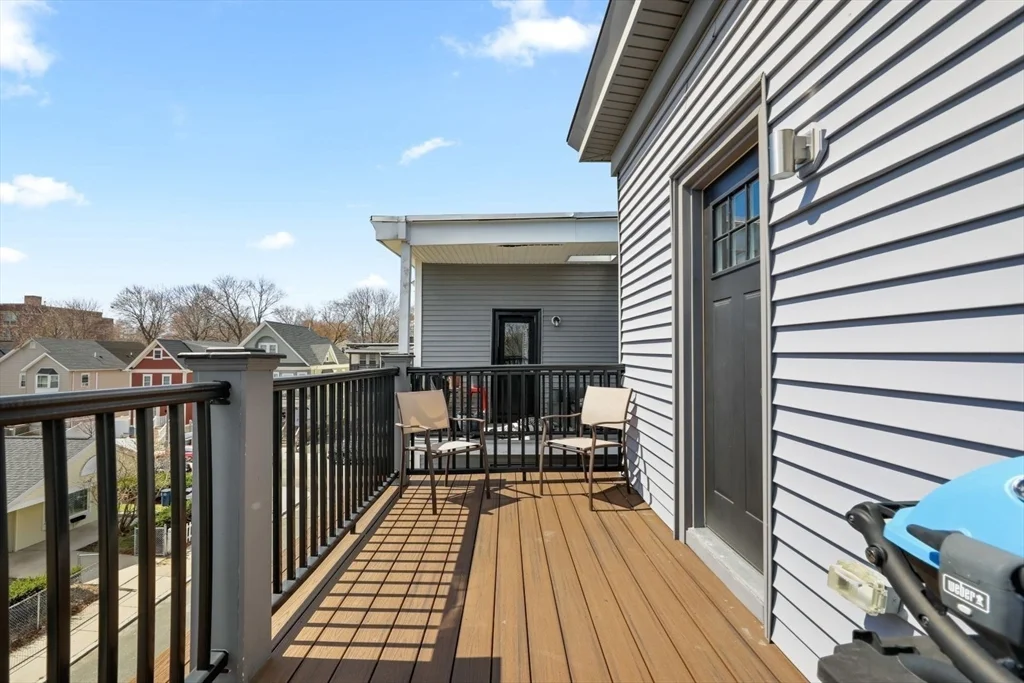 77 Torrey St, Dorchester