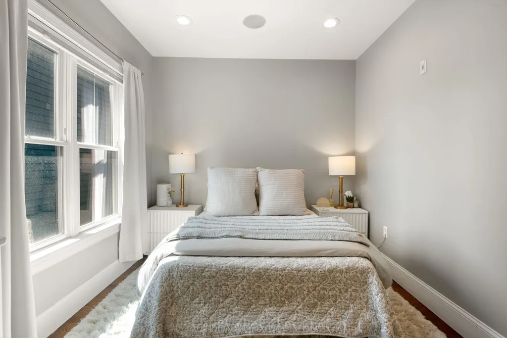 360 West 2nd St, South Boston