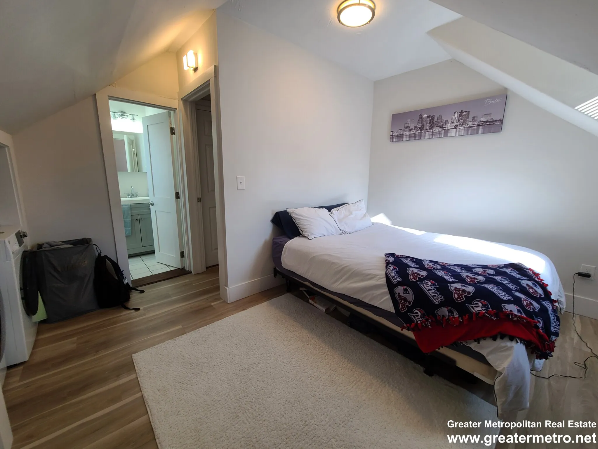 203 Atlantic St, North Quincy