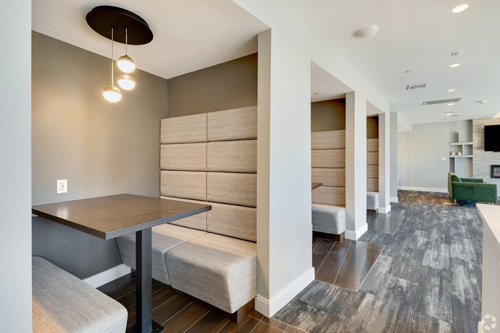 9 Central St, Somerville