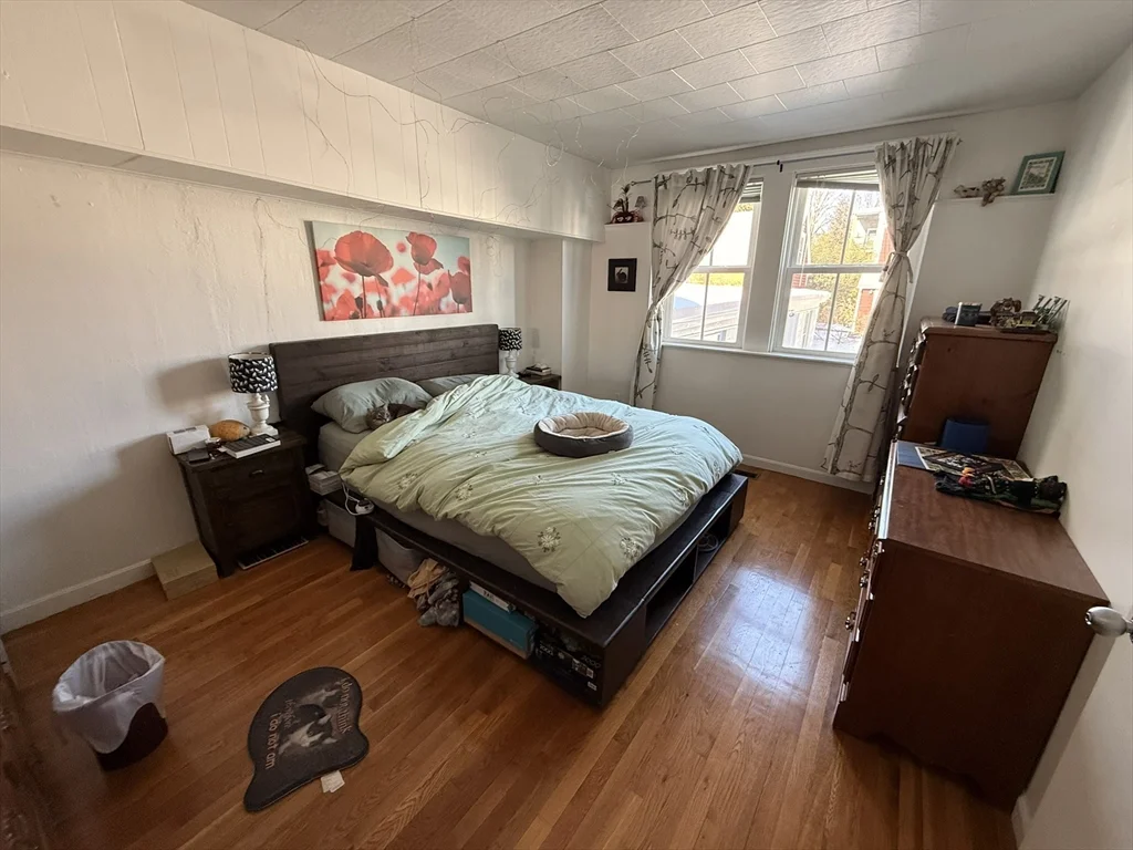 69 Seaverns Ave, Jamaica Plain