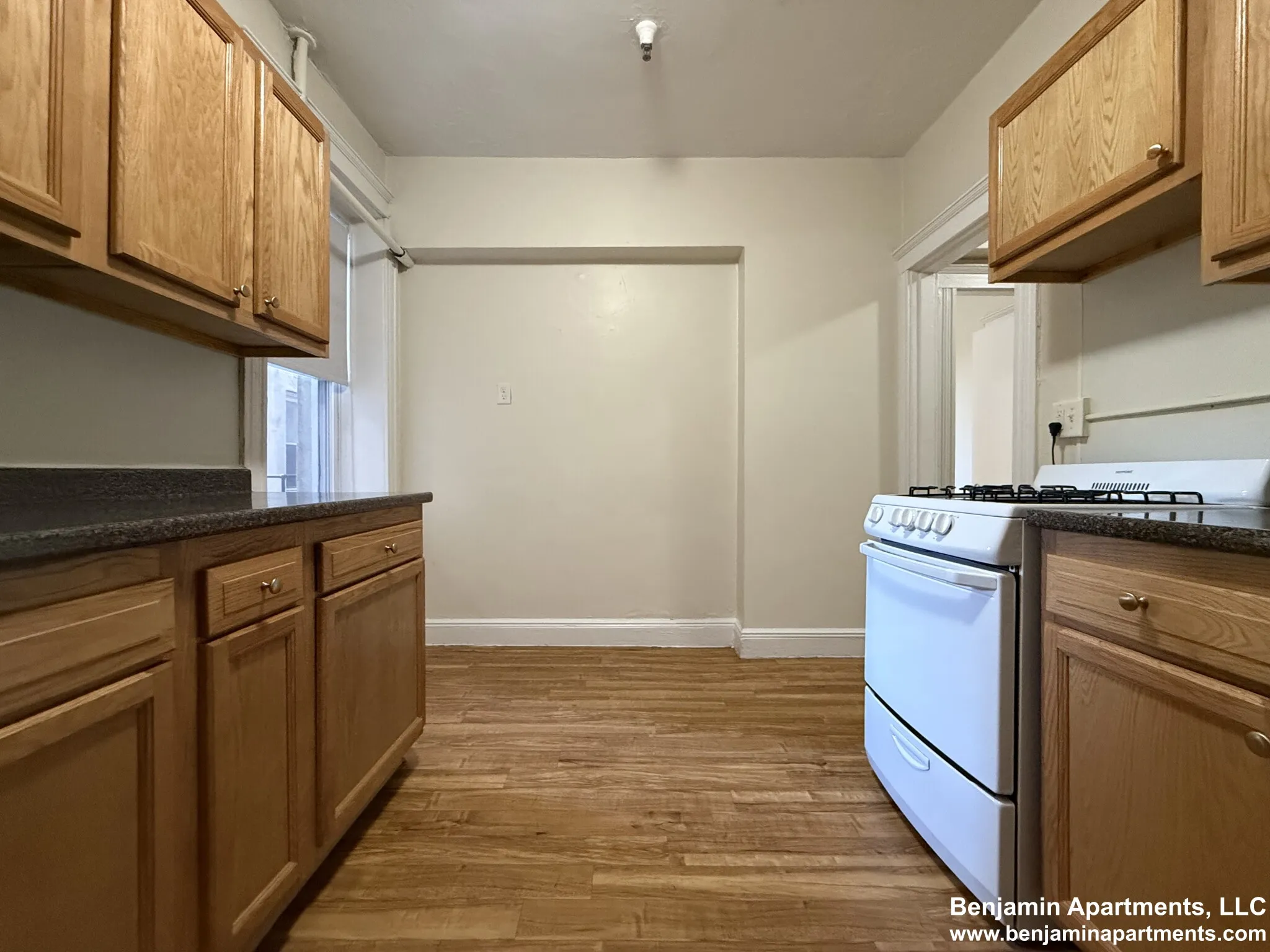 1810 Commonwealth Ave, Brighton