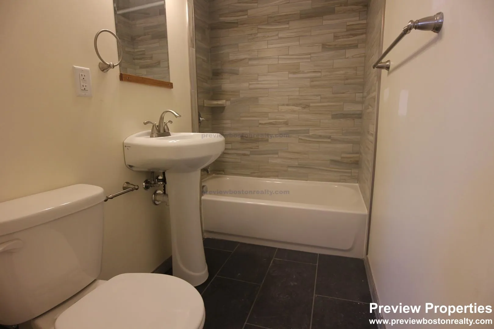 34 Bentley St, Brighton