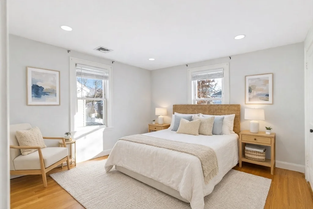 126 Washington Ave, Waltham