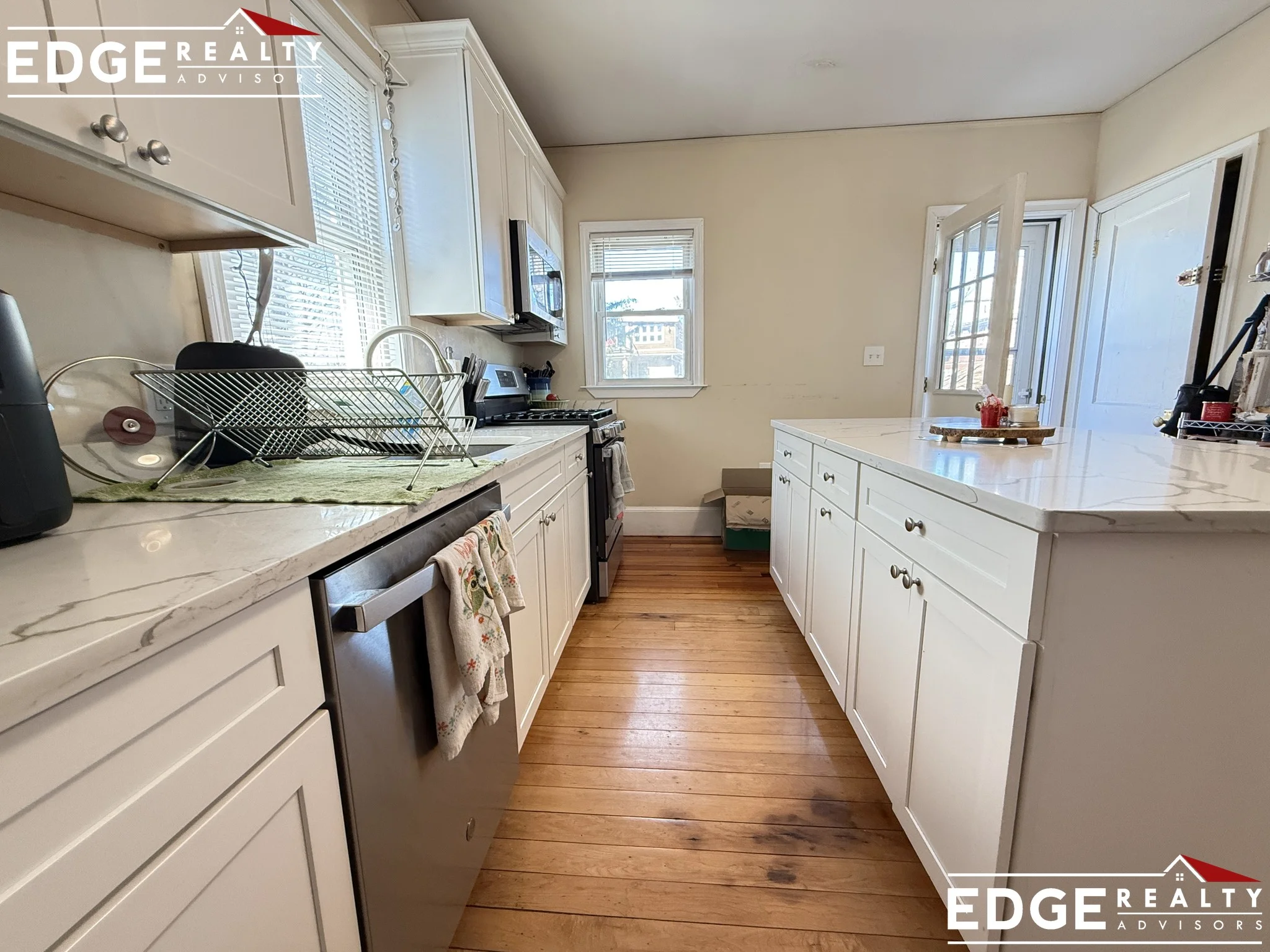 54 Atkins St, Oak Square