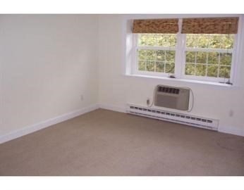 112 Sycamore St, Winter Hill