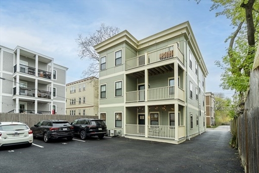 104 Brookley Rd, Jamaica Plain